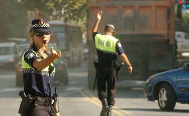 Cambios en el tránsito peatonal y en el aparcamiento en las calles adyacentes al desfile