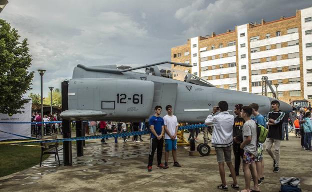 Exhibiciones militares para acercar el mundo castrense a la ciudadanía