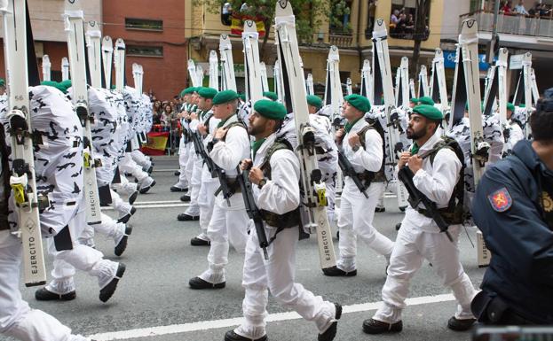 VIDEO: el desfile de Infantería