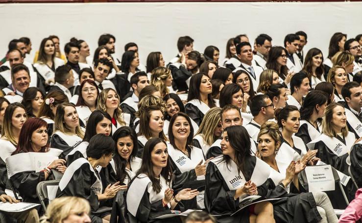 La UNIR se gradúa en Logroño