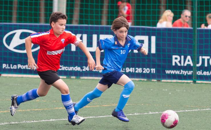 El torneo del Comillas congrega a 2.800 niños y 186 equipos en Pradoviejo