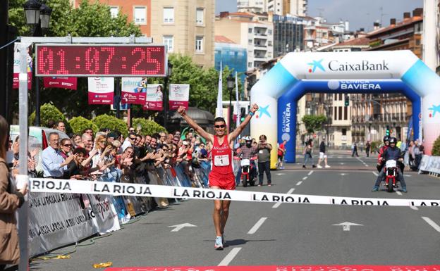 DIRECTO: Camilo Santiago gana su tercera Media Maratón de La Rioja