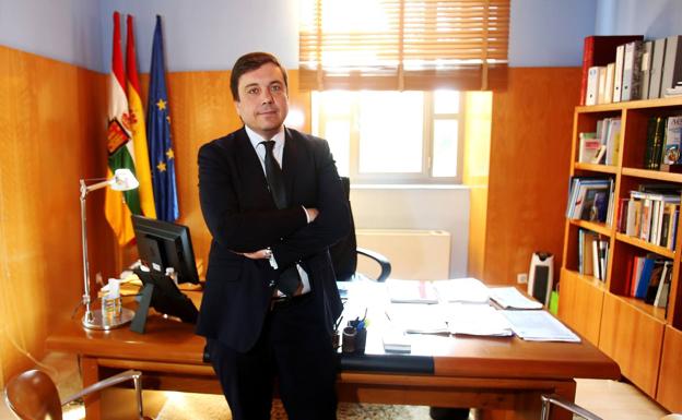 El PSOE pide la comparecencia urgente de Galiana para explicar el «caos» por el adelanto de las recuperaciones