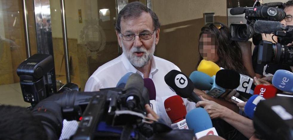 Rajoy retoma la actividad laboral sin pronunciarse sobre sus posibles sucesores