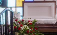 El rapero asesinado XXXTentacion reaparece en un videoclip en el que asiste a su funeral