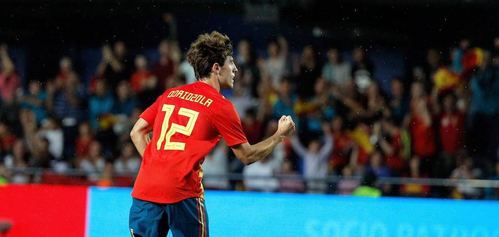 El Madrid recluta a Odriozola para que compita con Carvajal