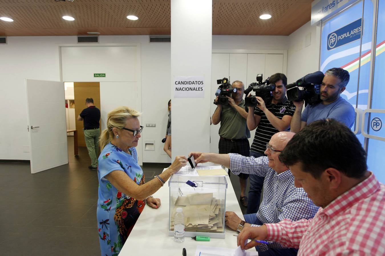 Votaciones en el PP riojano para elegir al nuevo presidente nacional de los populares