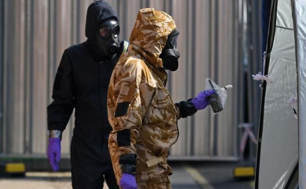 Muere la mujer británica afectada hace una semana por el mismo gas nervioso que los Skripal