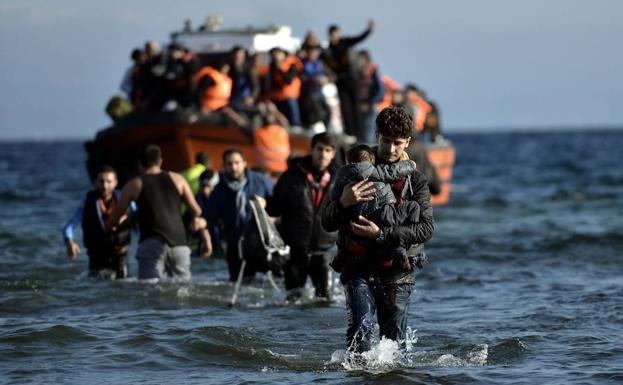 El Parlamento de La Rioja aporta 3.000 euros para la infancia y para los refugiados de Siria