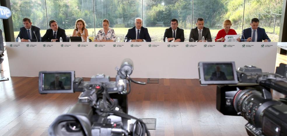 Ceniceros promete que «jamás» excluirá al PSOE de la reforma del Estatuto