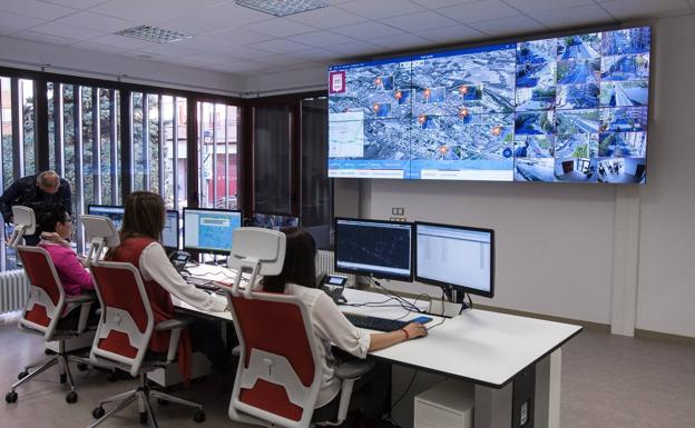 El Ayuntamiento licita el desarrollo en la plataforma 'Smart Logroño' de nuevos servicios municipales