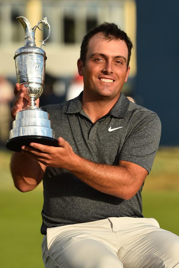El italiano Molinari gana a Tiger y hace historia en el Open Británico