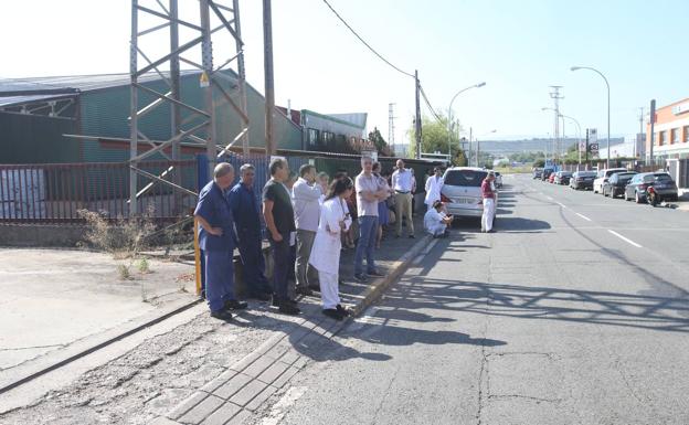 Incendio en una empresa de tintas en el Polígono de Cantabria