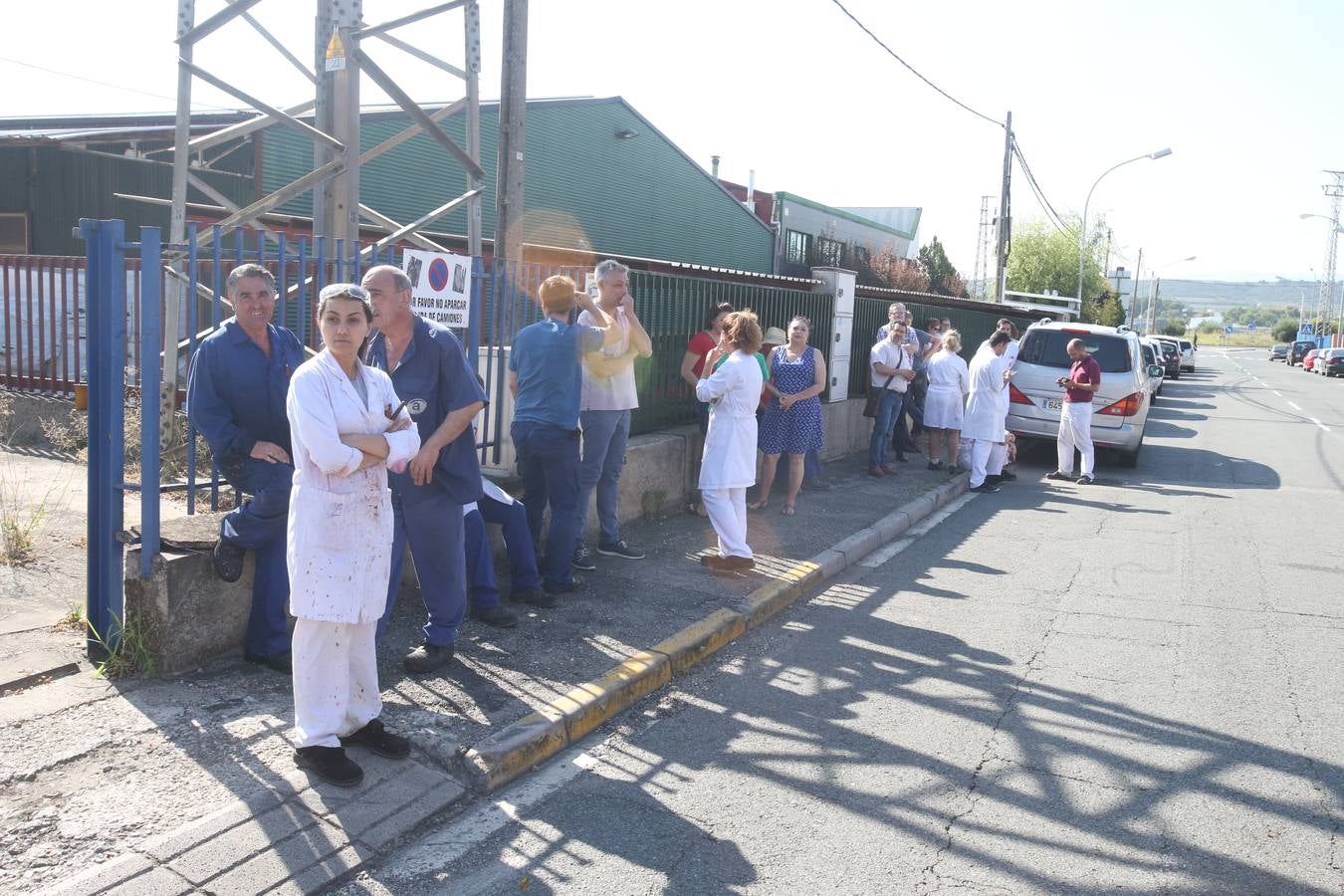 Incendio en una empresa de tintas en el Polígono de Cantabria