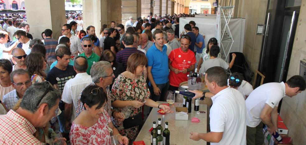 Alfaro saca sus vinos a la calle