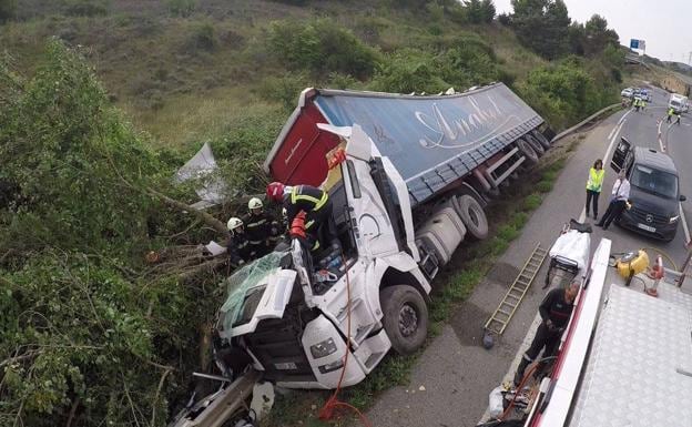 Un camionero vecino de Alfaro fallece en un accidente en Navarra