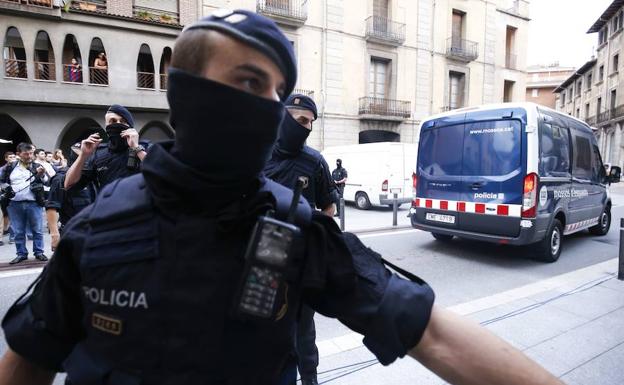 La Generalitat denuncia que se ocultó informarción a los Mossos sobre el imán de Ripoll