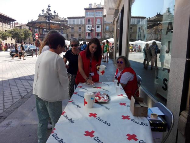 Cruz Roja celebra el Día de la Banderita en la Paz