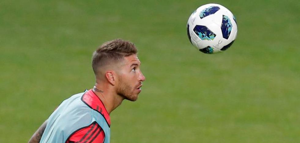 Sergio Ramos: «Siempre hemos sido una familia, no sé por dónde van los tiros de Cristiano»