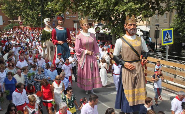 Alfaro honra a sus patronos