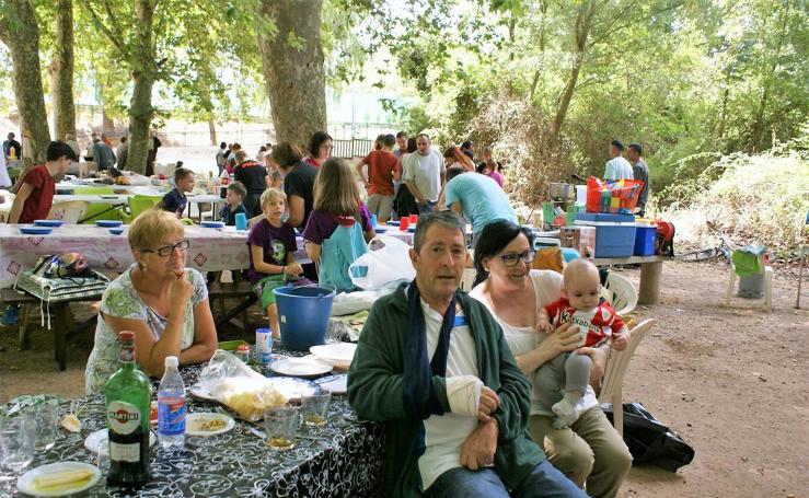 El concurso de calderetas cierra las fiestas de Uruñuela