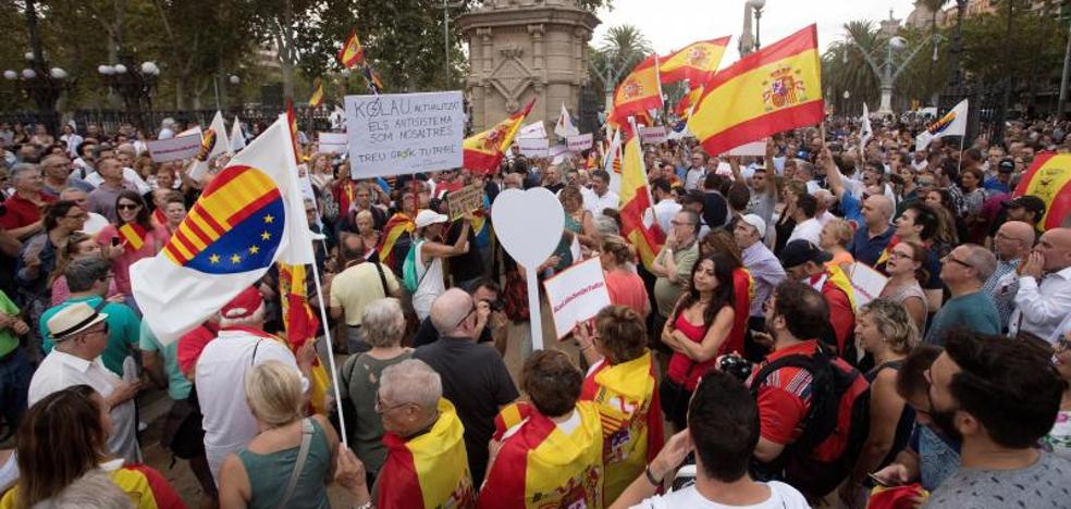 El presidente del Gobierno insta a todas las fuerzas políticas a rebajar la tensión en Cataluña