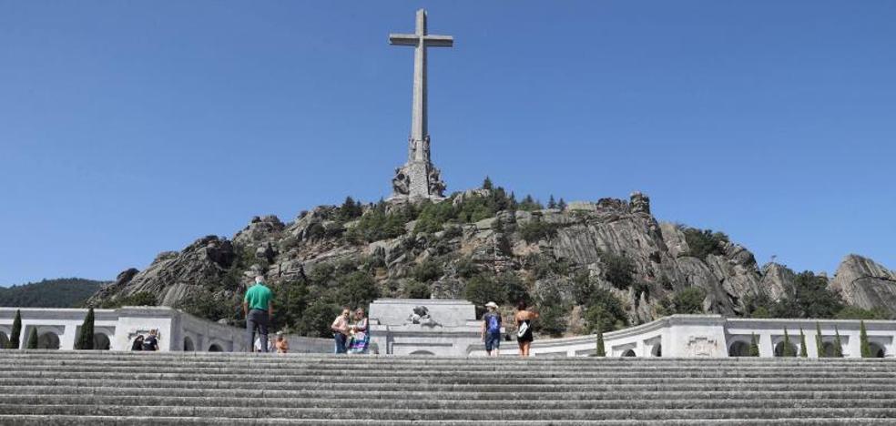 Abierto el plazo de 15 días para que los Franco digan dónde se trasladan los restos