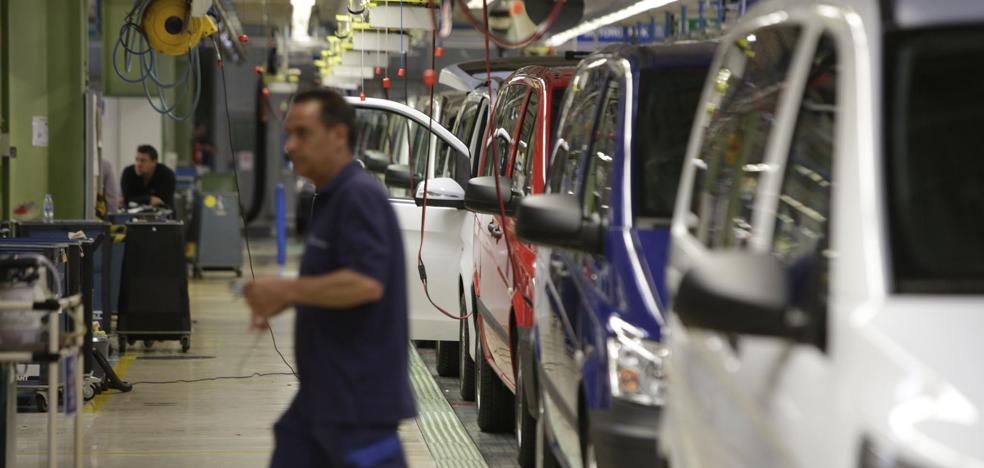 Industria aplaza a 2020 la subida del precio de los automóviles por las emisiones