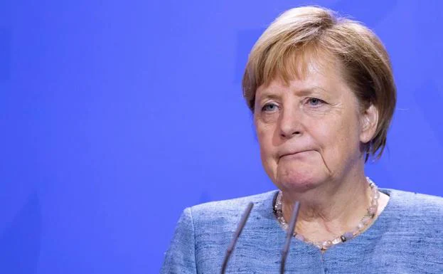 Merkel exhorta a los alemanes a movilizarse contra el «odio»