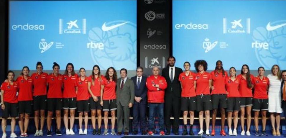 La selección femenina, «a disfrutar» en el Mundial para repetir podio