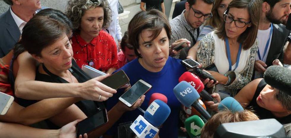 Sáenz de Santamaría abandona la política tras no encontrar encaje en el PP de Casado