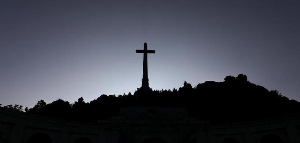 El Congreso da luz verde al traslado de los restos de Franco a un lugar desconocido