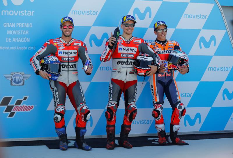 Lorenzo se impone en el tridente de MotoGP