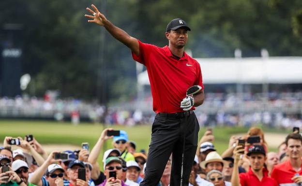 Tiger Woods gana el Tour Championship y logra su primer título en cinco años