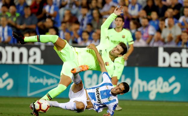 Piqué, señalado en un Barça sigue atrapado en Roma