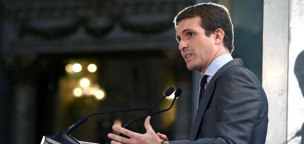 Casado propone cortar la financiación a los partidos catalanes que alienten la violencia