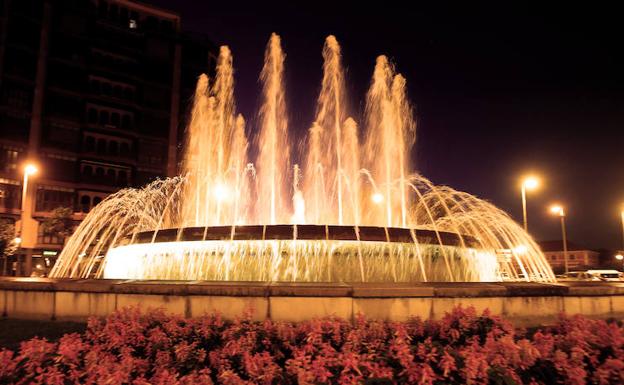 Logroño se tiñe de dorado para apoyar la lucha contra el cáncer infantil