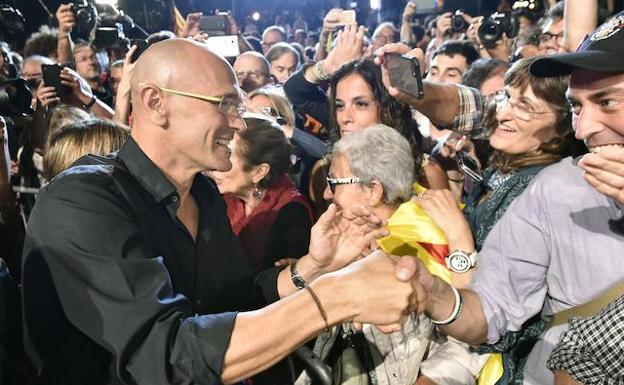 El Constitucional estudiará el recurso de Junqueras y Romeva