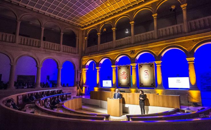 El Parlamento celebra 30 años en casa