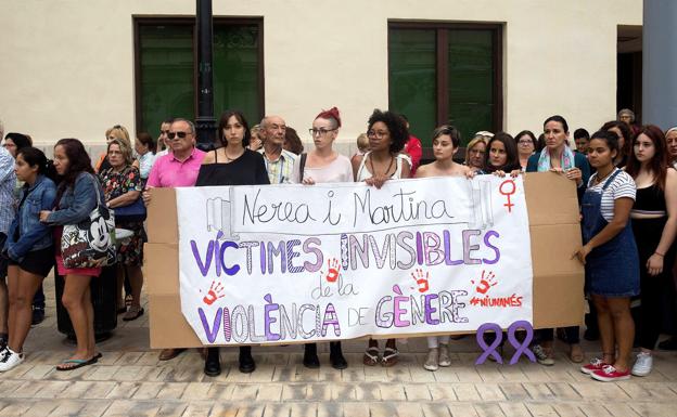 «Quien asesina a sus hijas y se suicida es un cobarde»