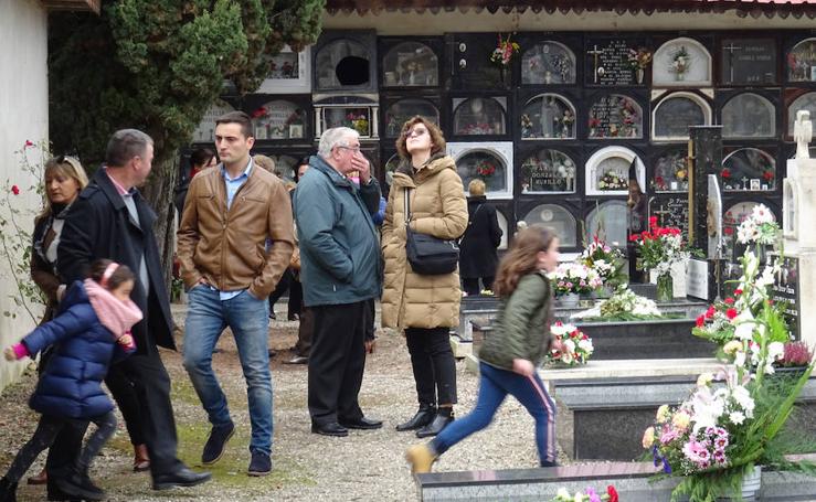 Visita al cementerio en Santo Domingo