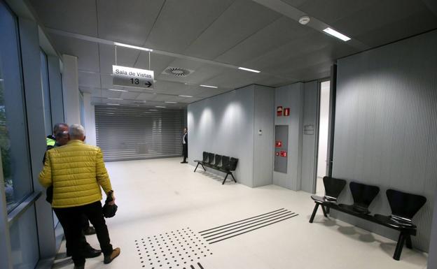 Comienza el juicio a puerta cerrada por un delito de abusos sexuales a una niña de 14 años