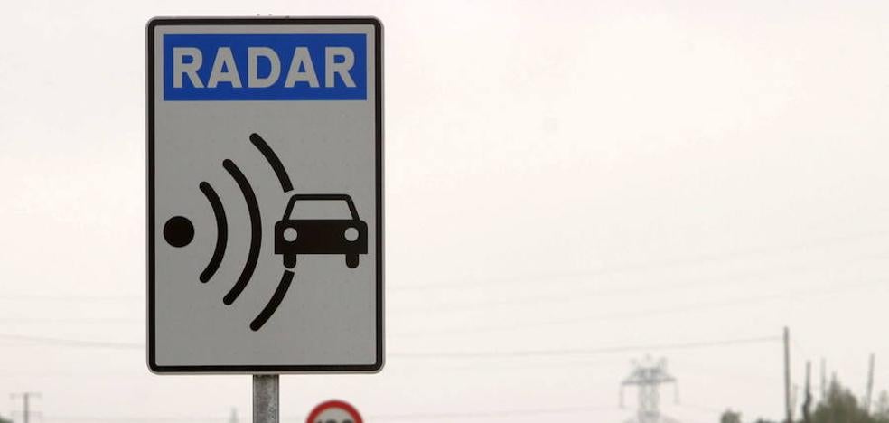 Tráfico reducirá a primeros de año a 90 km/h la velocidad en las carreteras convencionales