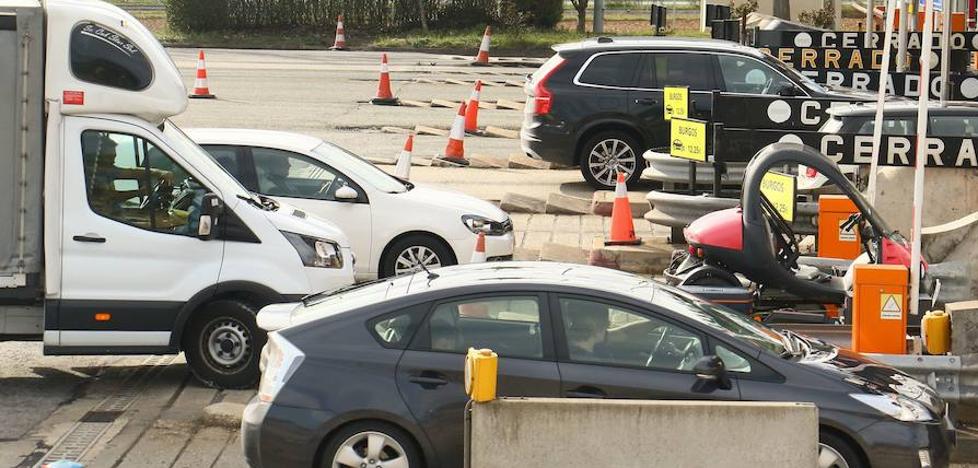 Fomento abre la puerta a crear peajes por utilizar la red de autopistas del Estado