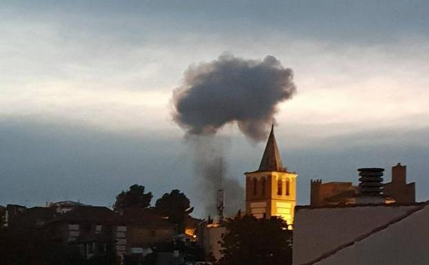 Tres muertos en la explosión de una pirotecnia en Granada