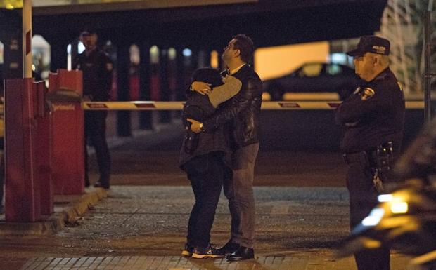 Un hombre apuñala mortalmente a su expareja en una tienda de Palma