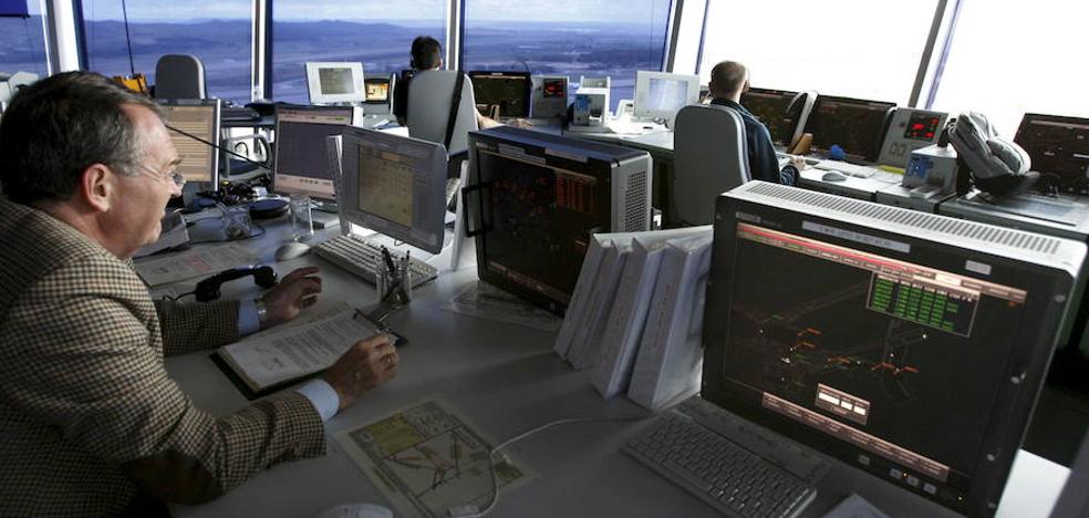 España necesita tener más de 900 controladores aéreos antes de 2025