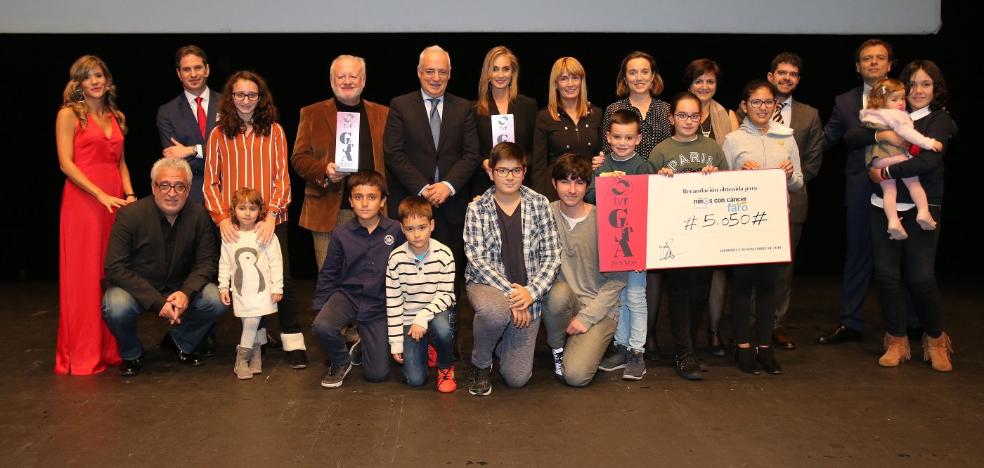 Una noche de risas, emoción y solidaridad