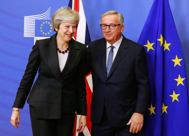 May y Juncker apurarán hasta el final