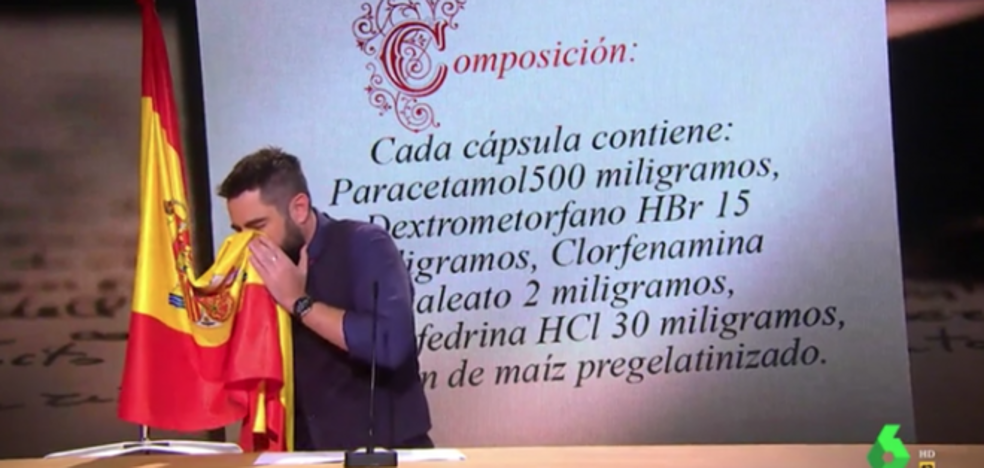 Un juez imputa al humorista Dani Mateo por sonarse la nariz con la bandera de España